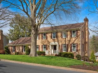 221 Divot Dr, Harrisonburg, VA 22802