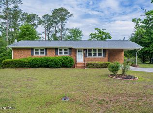 4278 State Highway 53 E, Burgaw, NC 28425