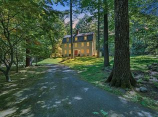 36 Laurel Hill Dr, Leverett, MA 01054