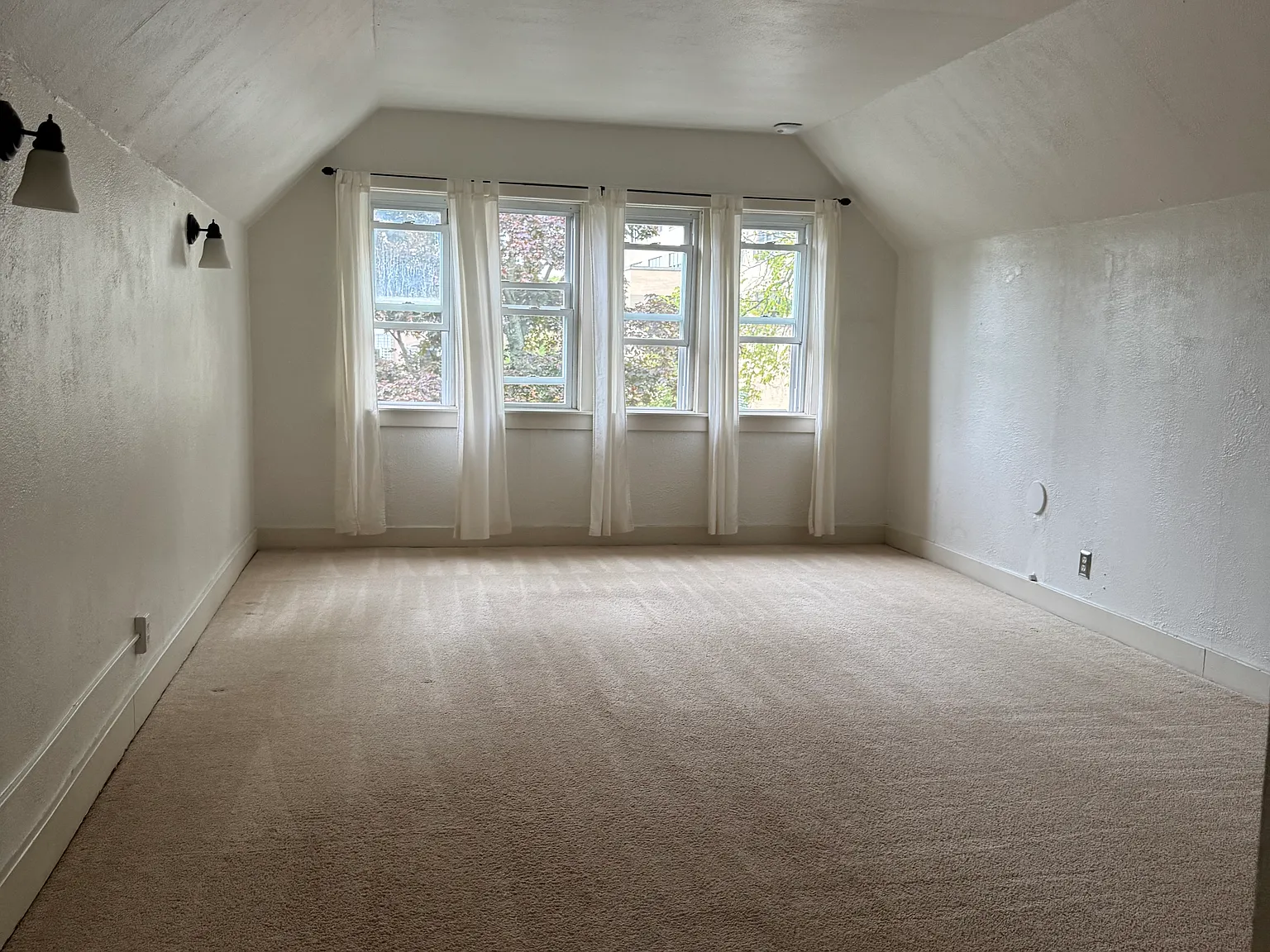 97 Hodge Ave — Photo 3