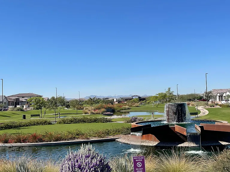 1549 E San Carlos Way — Photo 20