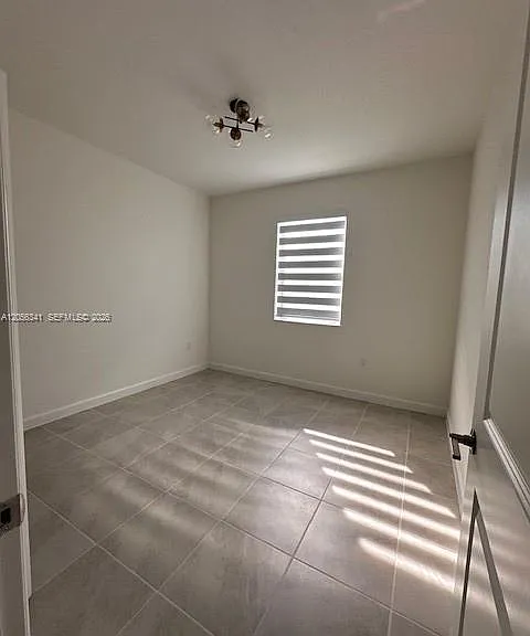 2205 SE 30th St — Photo 12