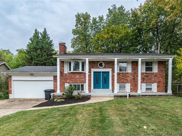 562 Spicewood Place, Clarksville, IN 47129