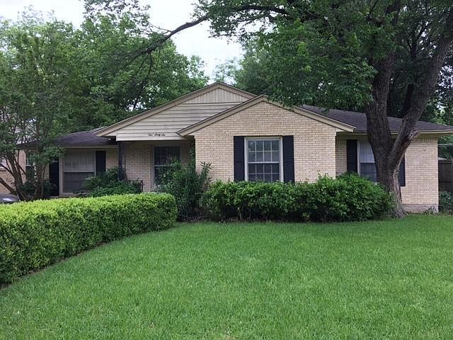 1st image of 566 Brookhurst Dr