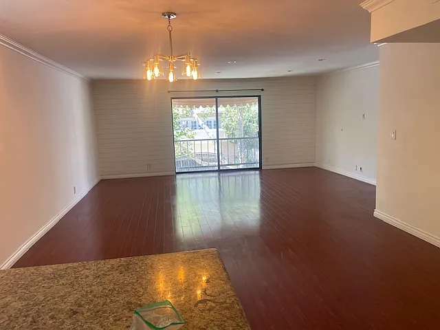 124 S Oakhurst Dr #2S — Photo 2