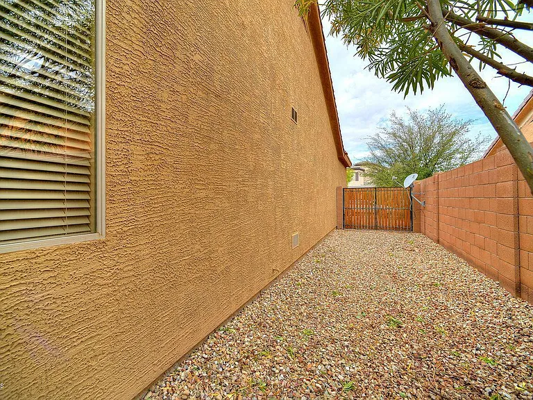 26237 N 74th Ln — Photo 21