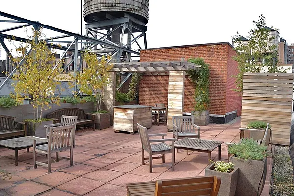 Sold by Corcoran | media 29