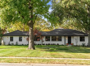 657 Henry Ave, Ballwin, MO