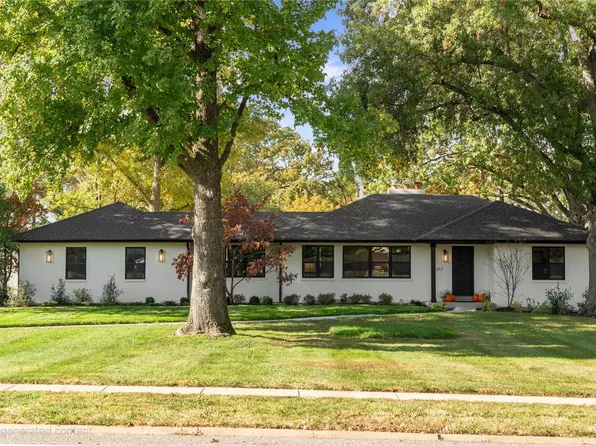 657 Henry Ave, Ballwin, MO 63011