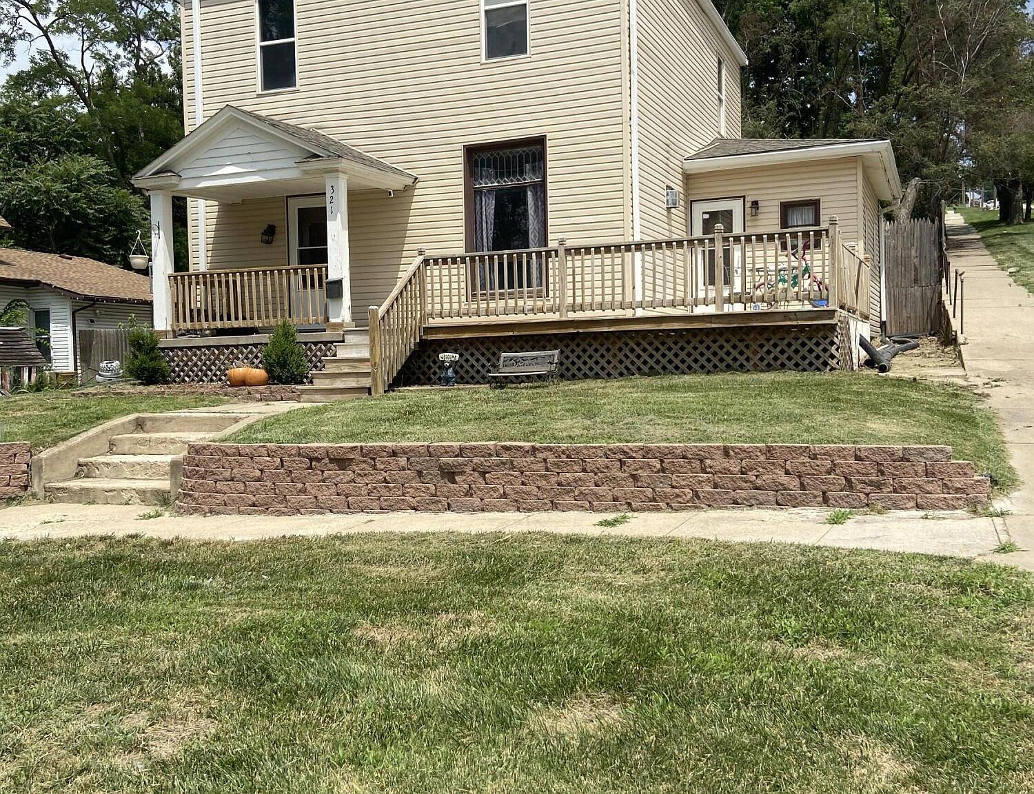 321 E Superior St, Missouri Valley, IA 51555 Zillow