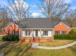 568 Hunt Rd, Martin, GA 30557
