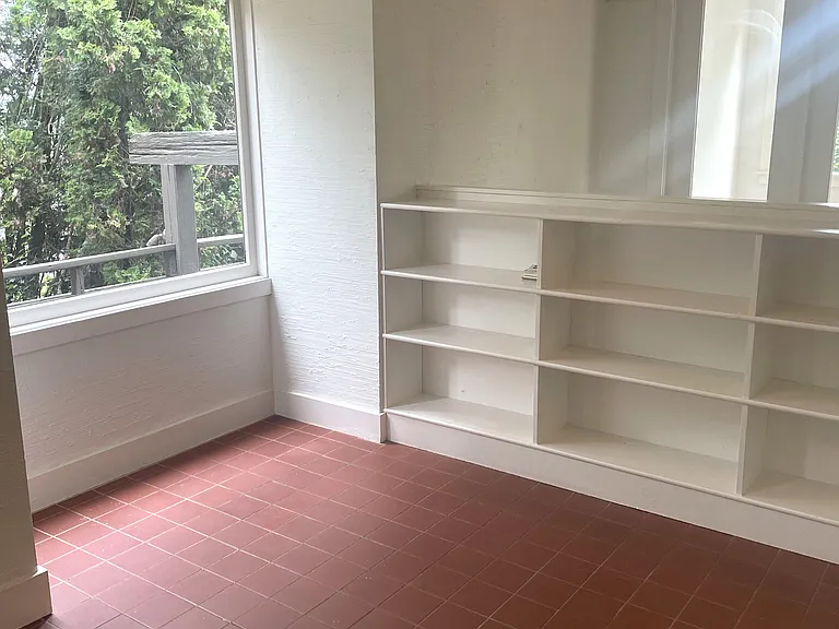 4123 S Corbett Ave — Photo 5