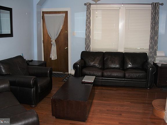 3rd image of 430 E Louden St