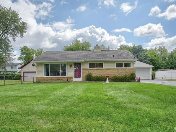 4445 Oakvista Ave, Clarkston, MI 48346