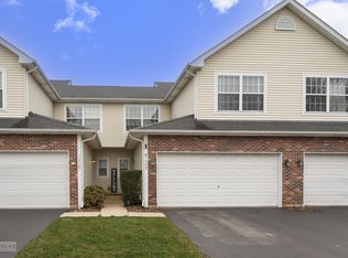 1520 Stoneridge Ct, Yorkville, IL 60560