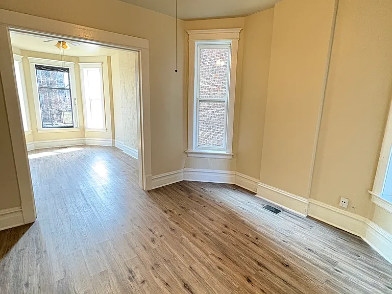 1322 S Millard Ave #1 — Photo 8