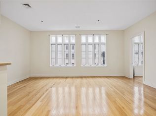140 Bay St UNIT B3, Jersey City, NJ 07302