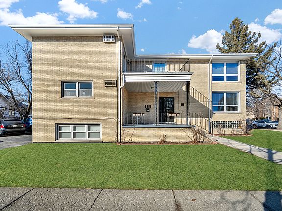 2nd image of 484 Shenstone Rd