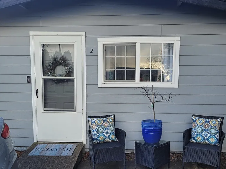 1803 SE 14th St — Photo 1