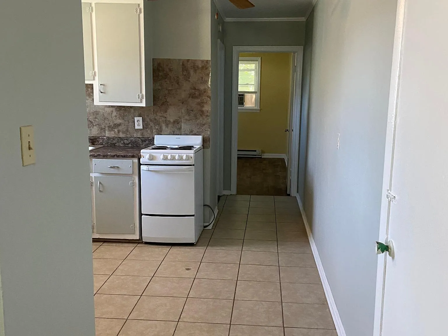 1 bed, 580 sqft, $1,000 — Photo 3