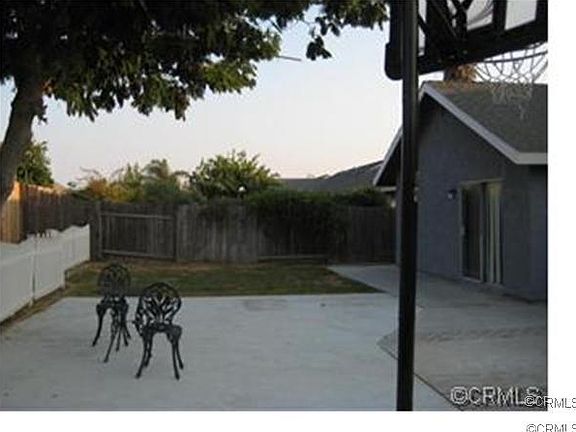 4th image of 2841 S Lassen Ave