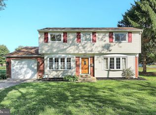 207 Heistand Rd, York, PA 17402