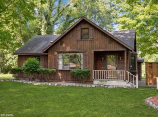 4716 Paw Paw Lake Rd, Coloma, MI 49038