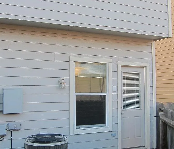 Backdoor to garage