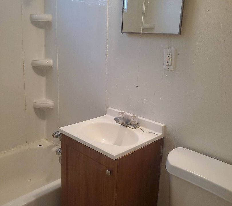 Hill Crest Apartments Building A 113 Mill St Chester SC Zillow