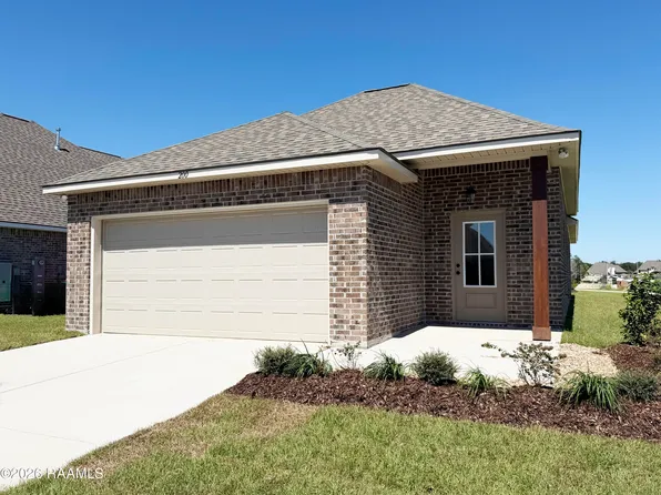 200 Hidden Meadows Dr, Lafayette, LA 70506