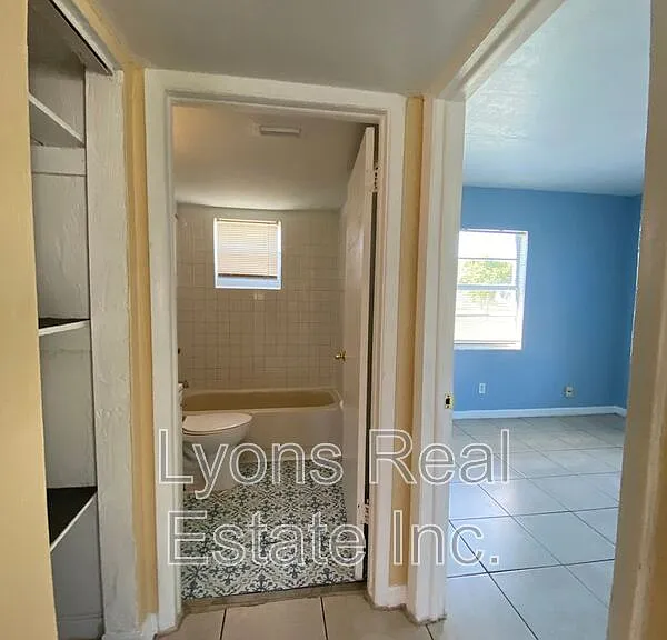 3323 Canal St #A — Photo 7