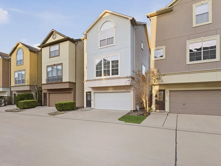 3209 Clearview Cir — Photo 2