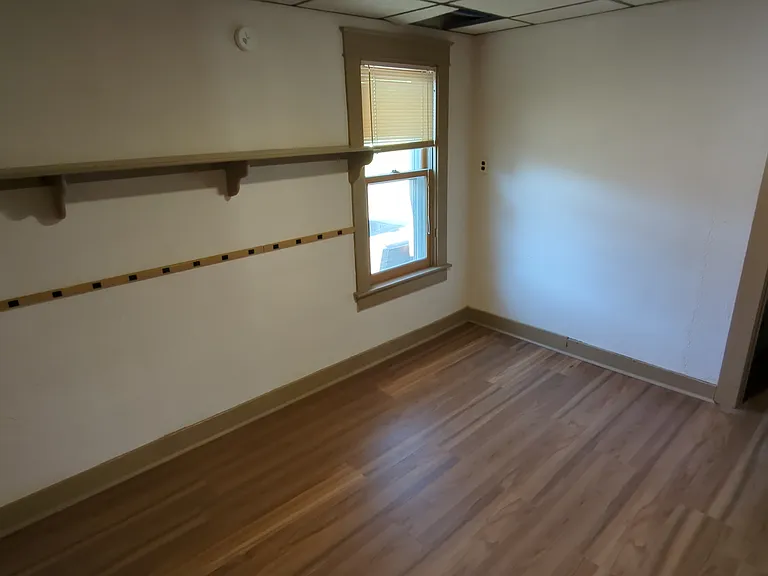 33 N Brookside Ave #1 — Photo 3