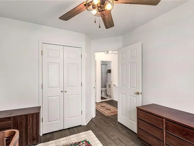 1014 Fern Ave SE — Photo 18