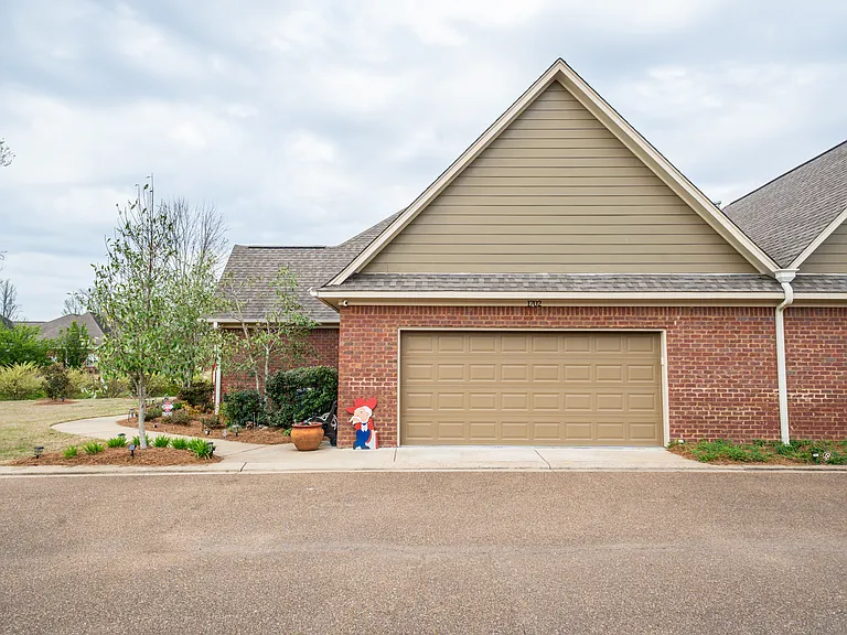 2 car garage
