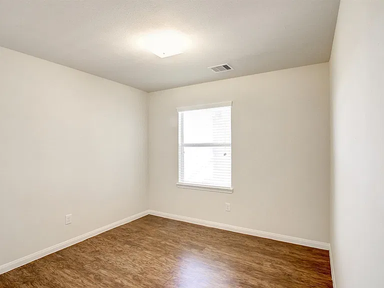 8922 San Alberto — Photo 15