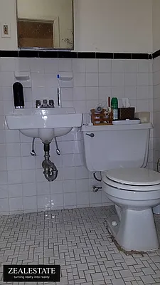 Rented by ZealEstate Group Inc | media 29