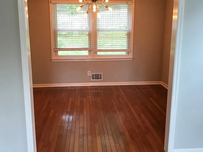 3011 Vinson Dr — Photo 12