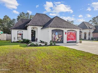 203 Gideon Rd, Youngsville, LA 70592