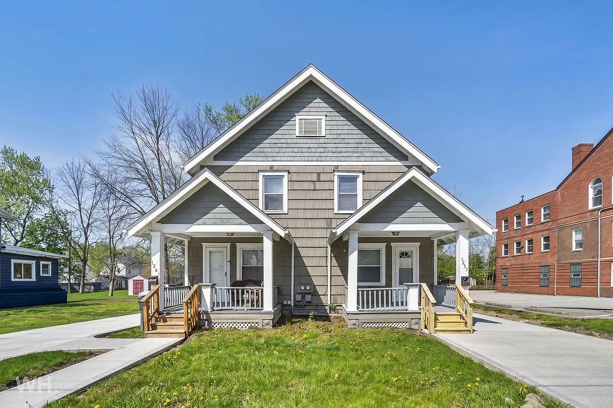 Building Photo - 1257 Kenmore Blvd