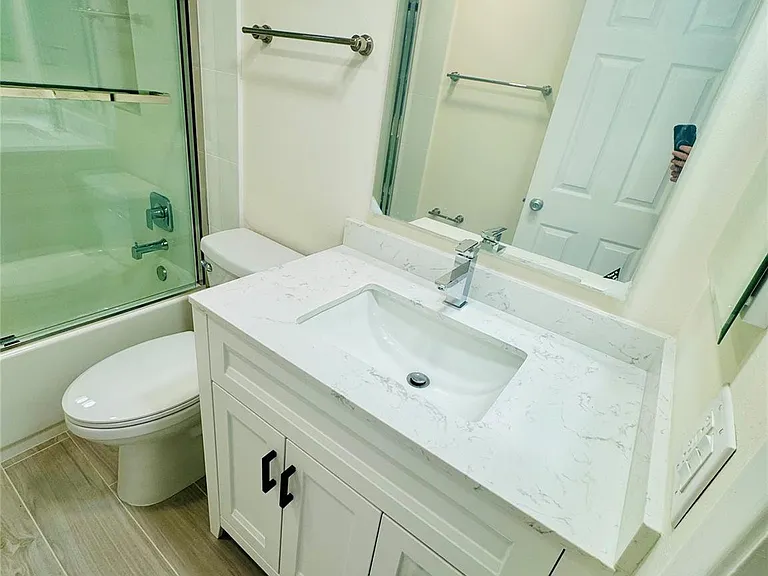 805 W Oakland Park Blvd #E5 — Photo 8