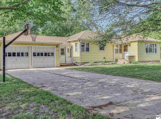 141 W 10th St, North Bend, NE 68649