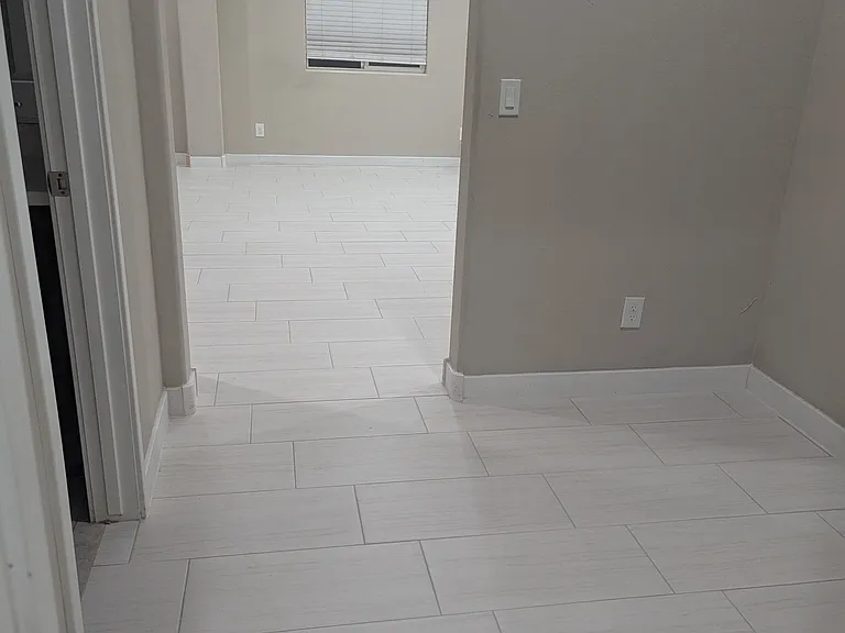 7030 W Post Rd — Photo 50