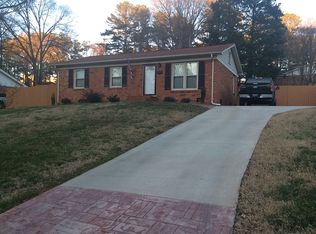 2907 Edsel Pl, Charlotte, NC 28205