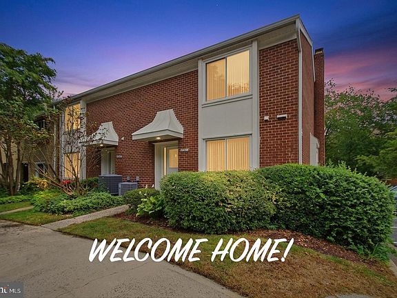 3rd image of 3861 Persimmon Cir