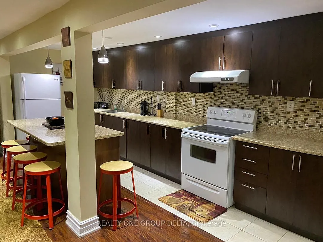 3 bed, $2,600 — Photo 3
