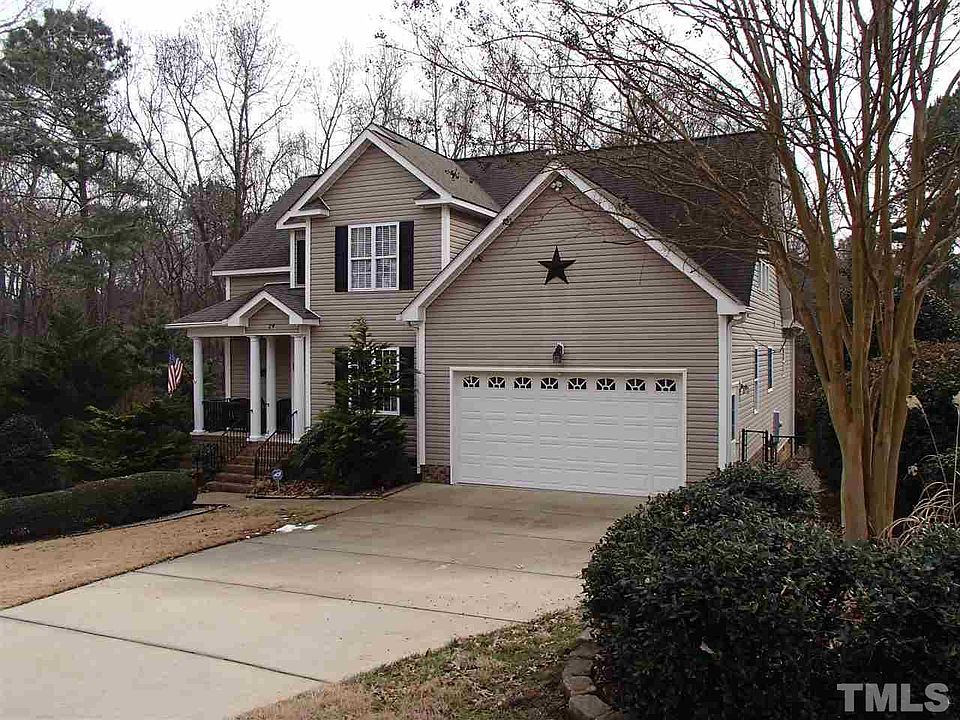 1st image of 24 E Thicket Dr