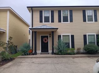 1702 Mignonette Ln #D, Lake Charles, LA 70605