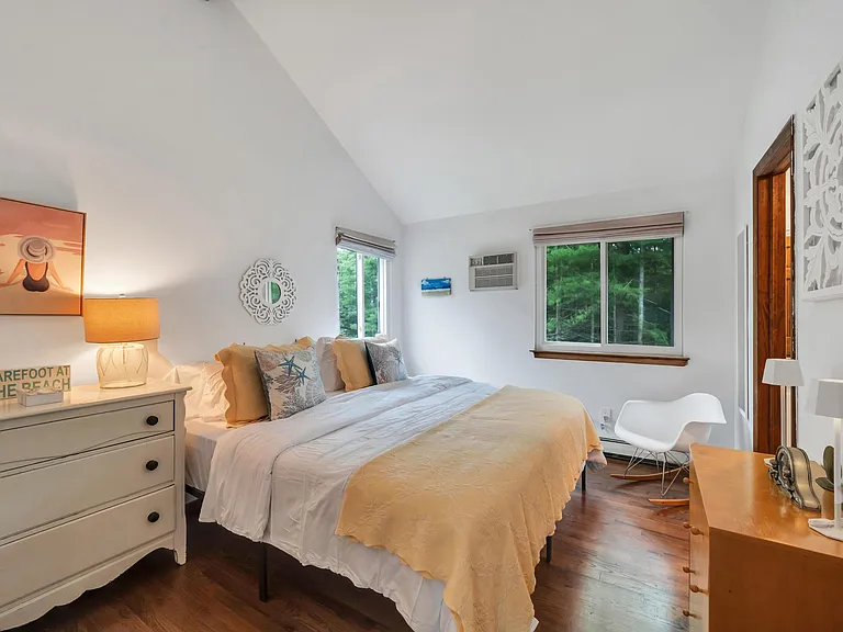 10 Harbor View Ln — Photo 47