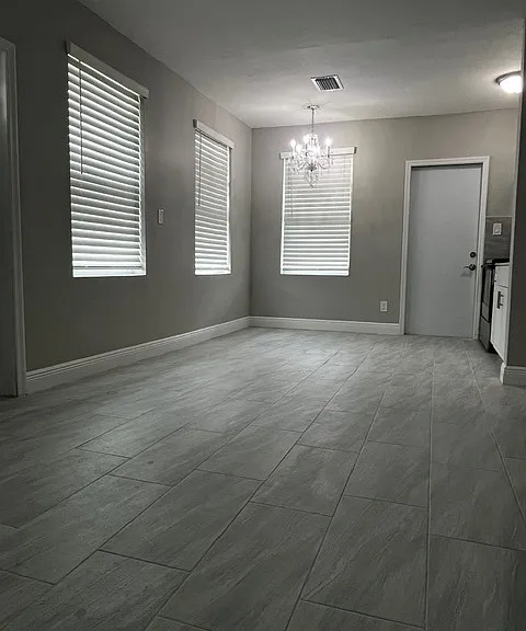 217 SW Avenue D #2 — Photo 5